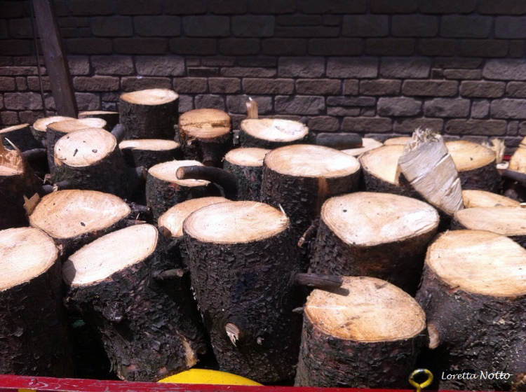 THREE LITTLE FINGERS