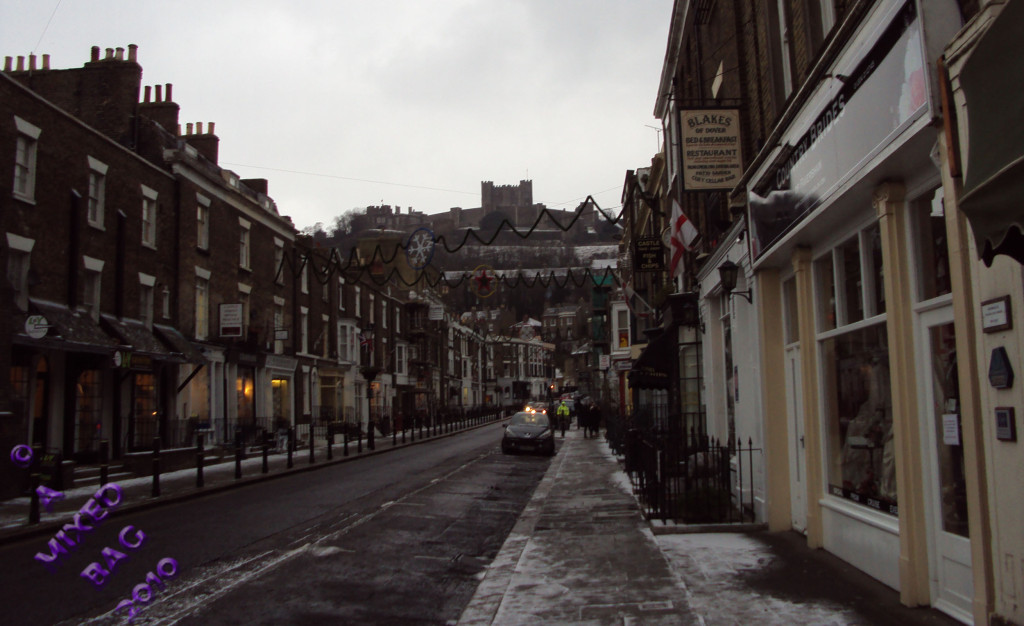 A MORNING STROLL THROUGH A BRITISH TOWN