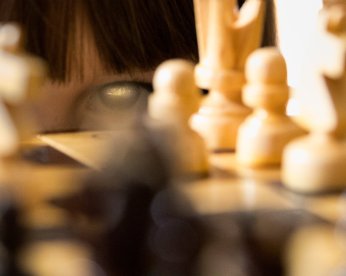 chess-eyes